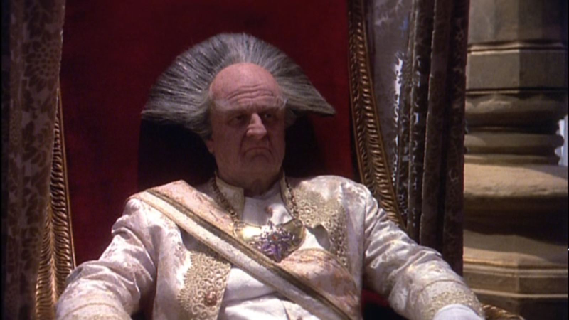 Illustration for article titled Babylon 5: “War Without End”